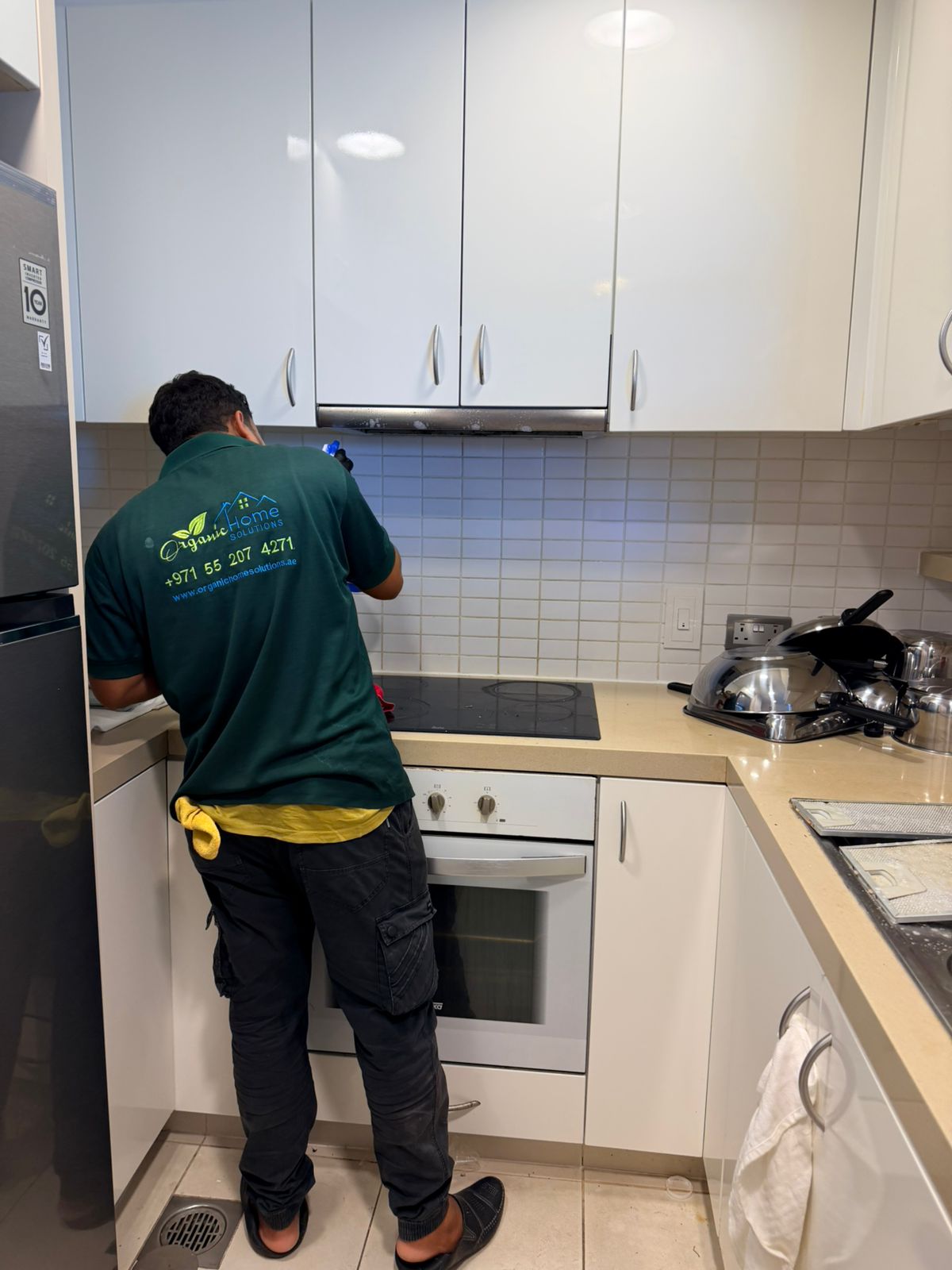 Apartment deep cleaning in progress Abu Dhabi 3